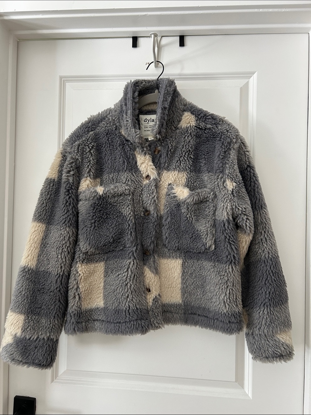Dylan Los Angeles Gray & Cream Plush Sherpa Jacket